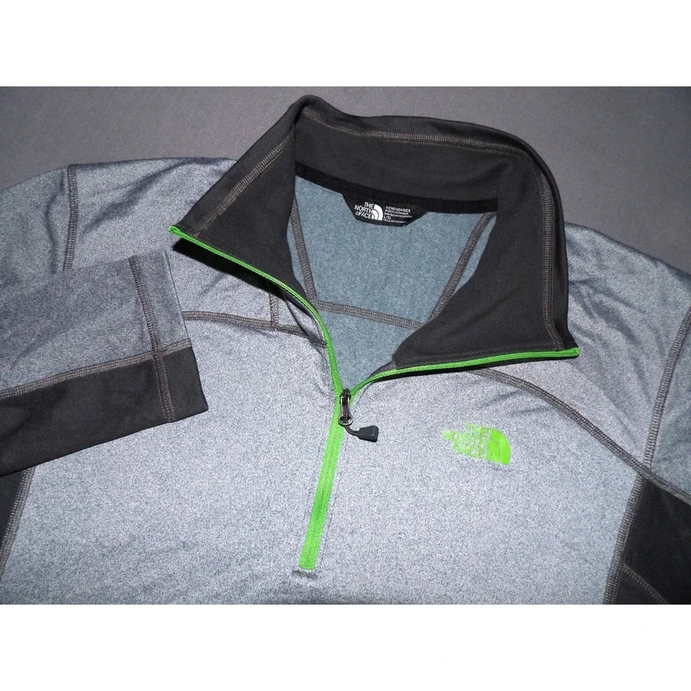 The North Face 100% Polyester Gray Pull Over 1/4 Zip Athletic Jacket Men's Large